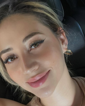 Jane Stone, 28, United States