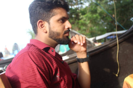 Shahinshah, 29, India