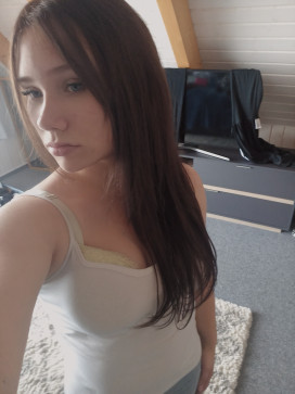 Michelle Weiss, 18, Germany
