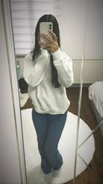 Emma, 19, Germany