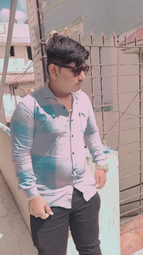 Vaghela Sudhir, 18, India