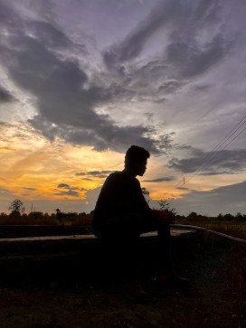 San, 23, India