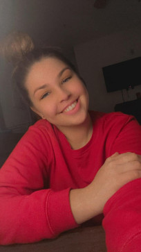 Alice, 25, Germany