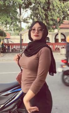 Reeha, 40, India