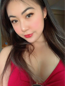 Anna, 29, Canada