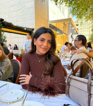 Anvi Riya, 35, United States