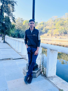 Bobby, 19, India