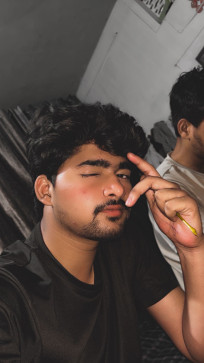 Roy __, 21, India
