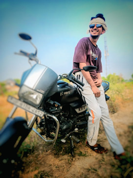 Amit, 19, India