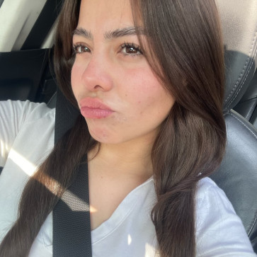 Kassandra B, 22, Greece