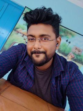 San, 30, India