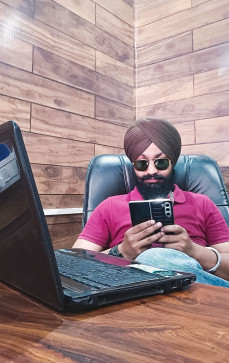 Rabdeep, 28, India