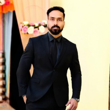 Rahul, 35, India