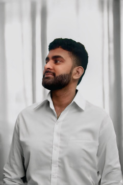 Manu, 26, India