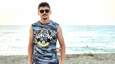 Walid Senbay, 30, Algeria