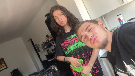 Vlad, 20, Romania