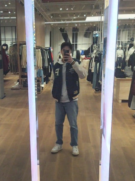 Dan, 27, Spain