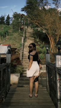 Vonn, 21, Philippines