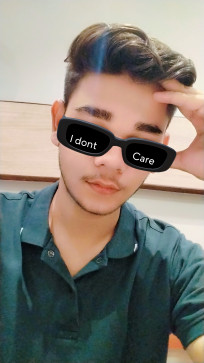 Dhruv, 19, India