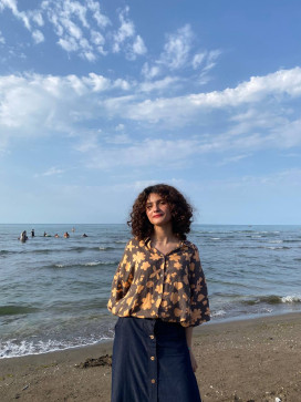 Afra Esmaeli, 18, Iran