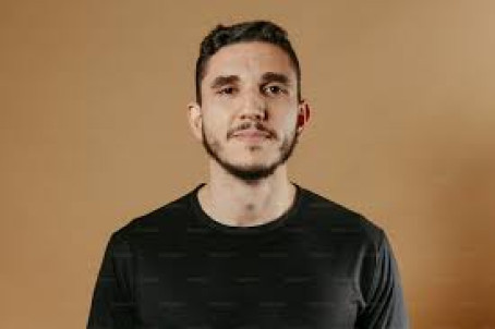 Wills, 25, India