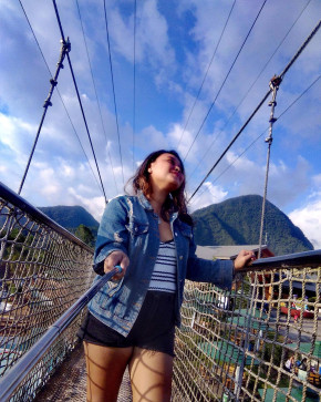 Romelyn Decena, 32, Philippines