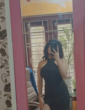Priya__, 18, India