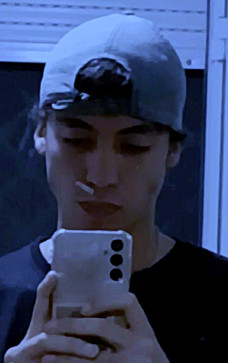 Levvv, 21, Tunisia