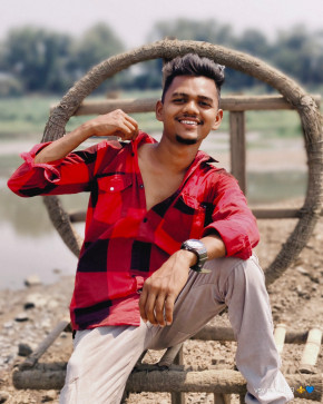 Ravi, 24, India