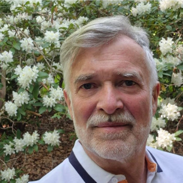 Luca, 65, United States