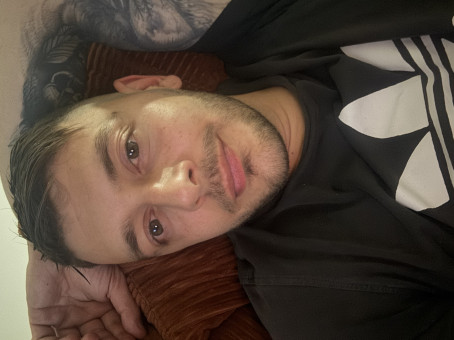 Niel, 32, Malta