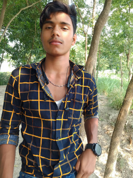 Nuraalam Noor, 18, India
