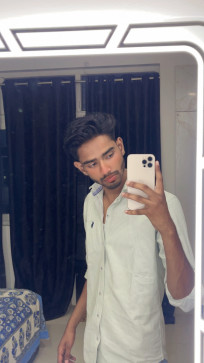 Arsh, 19, India