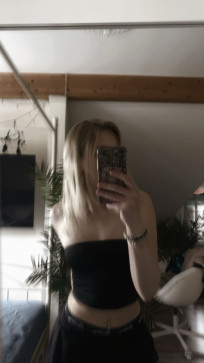 KO TRY NA, 18, Lithuania