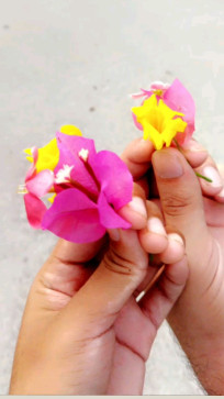 Shruti, 18, India
