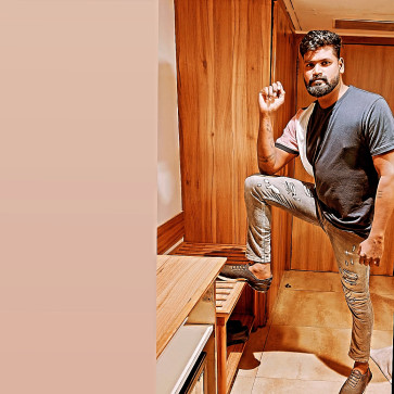 Dinesh Yemul, 30, India