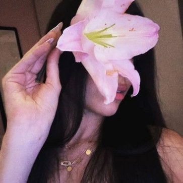 Jin 404, 26, United Kingdom