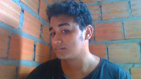 Lucas, 19, Brazil