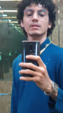Thumb, 22, India