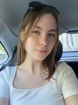 Emily, 20, Canada