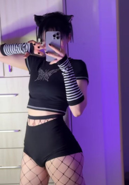 Fmboy, 18, Hungary