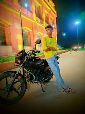 Prince, 18, India