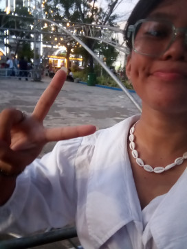 Grace, 18, Philippines
