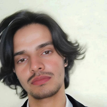 Lucky, 22, India