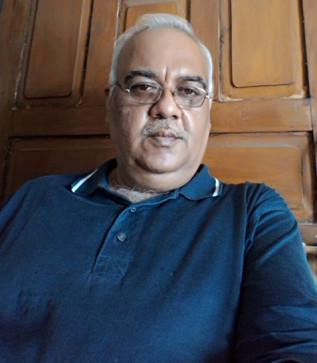 Male_60, 60, India