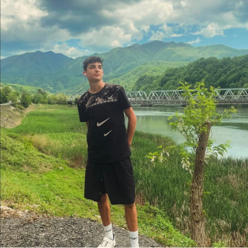 Raul Luca, 18, Romania
