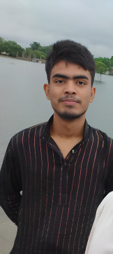 Azmir, 19, India