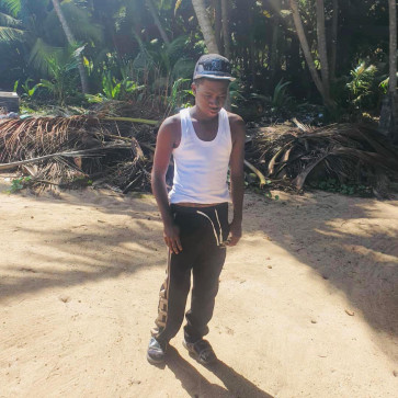 Halifa, 40, United States