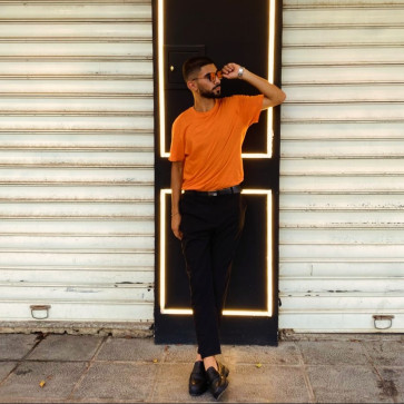 El Sentildeor, 18, Algeria