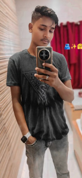 Raza, 20, India